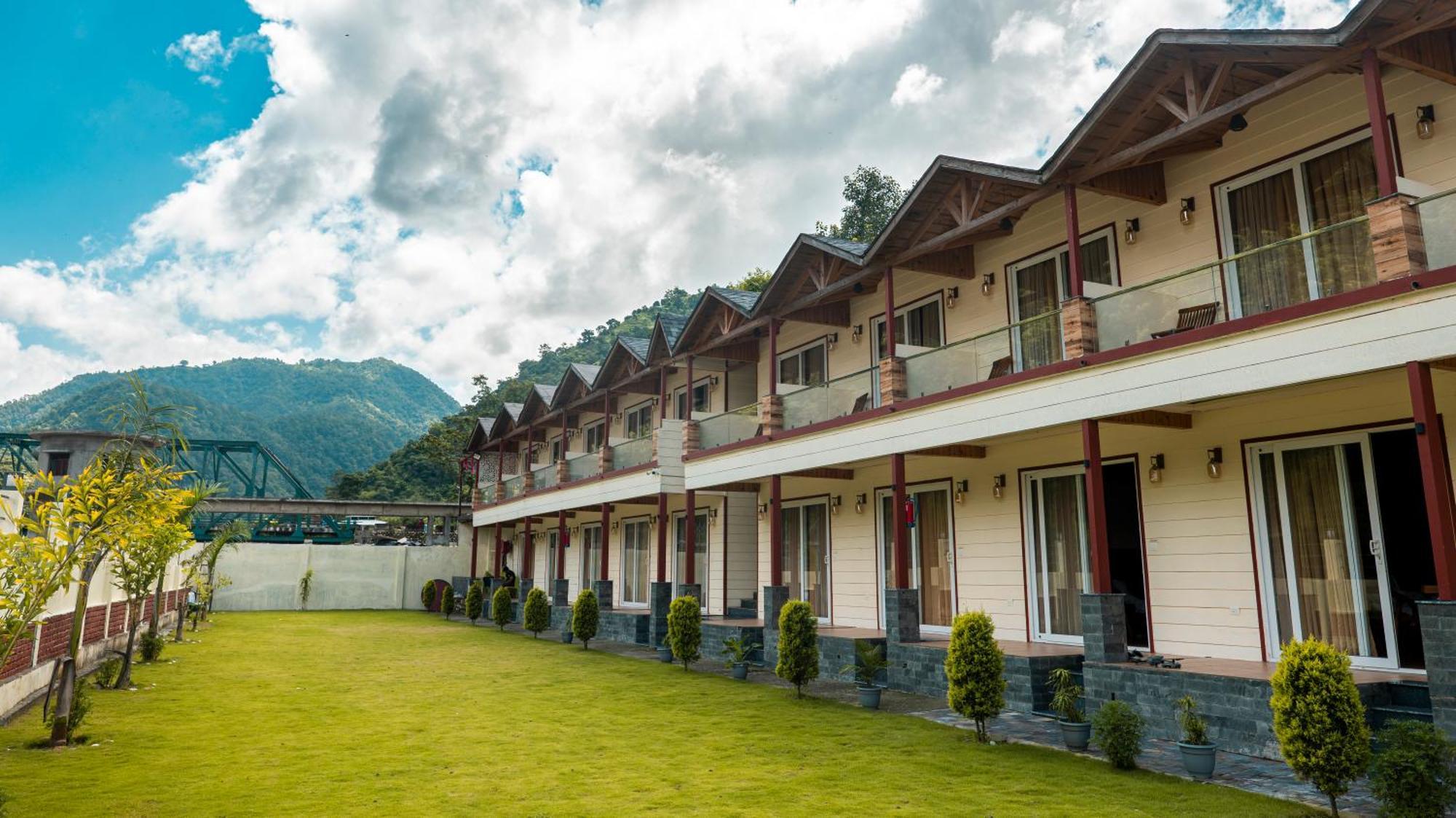 Qcent Woods Resort & Spa, Rishikesh Exterior photo