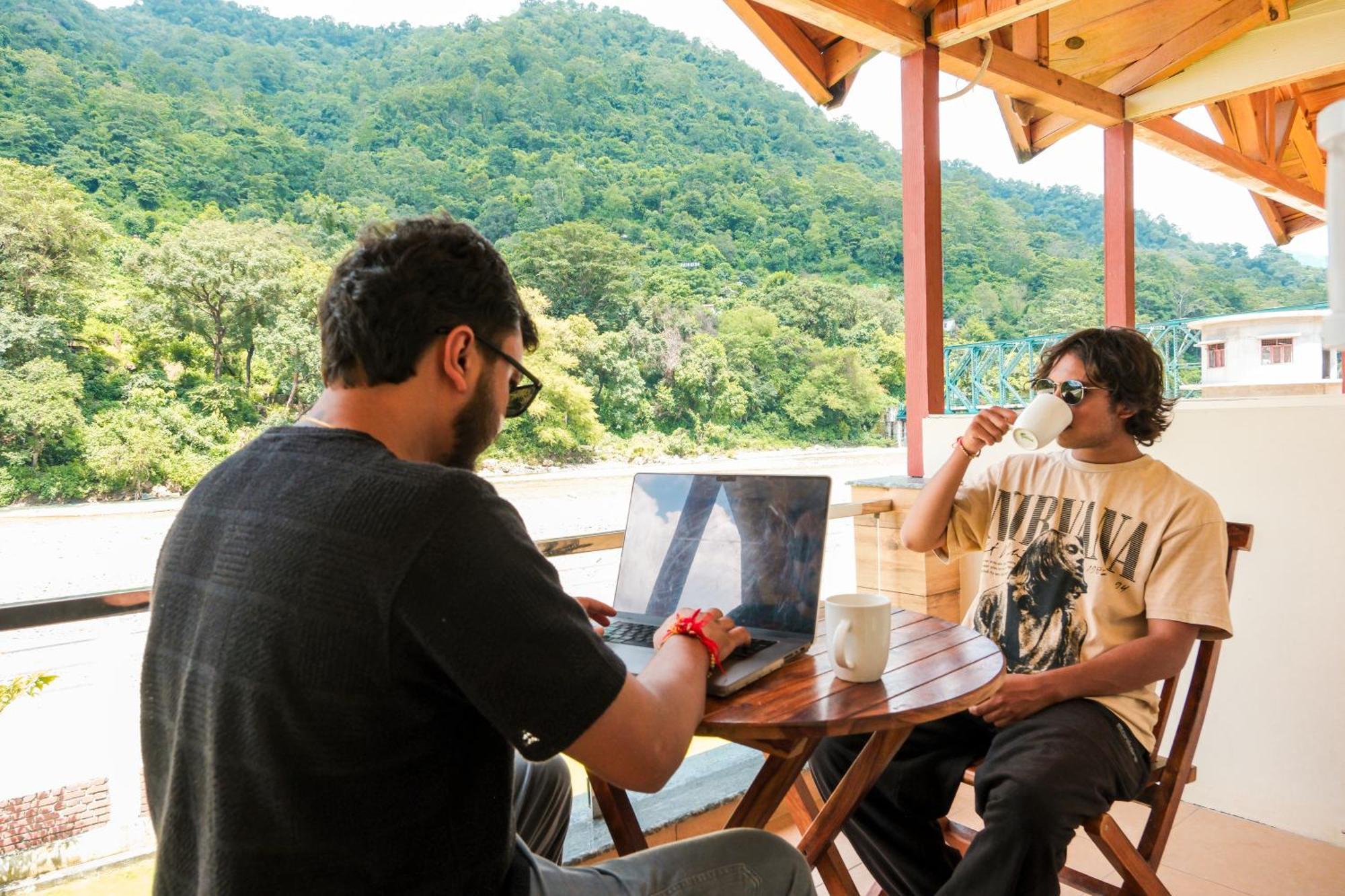 Qcent Woods Resort & Spa, Rishikesh Exterior photo